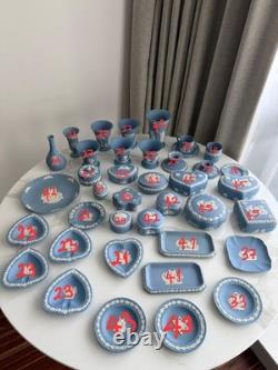 Grande collection de jaspe bleu Wedgwood vintage