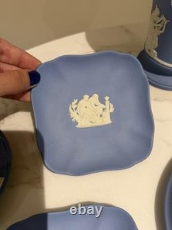 Grande collection de jaspe bleu Wedgwood vintage
