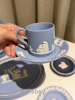Grande collection de jaspe bleu Wedgwood vintage