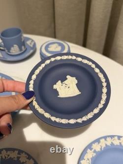Grande collection de jaspe bleu Wedgwood vintage