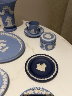 Grande collection de jaspe bleu Wedgwood vintage