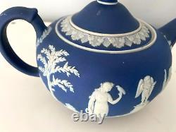 Grande théière en jasperware néoclassique de Wedgwood, Angleterre, bleu cobalt, de collection.