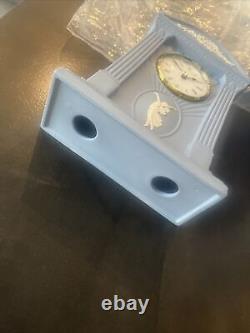 Horloge en jaspe Wedgewood