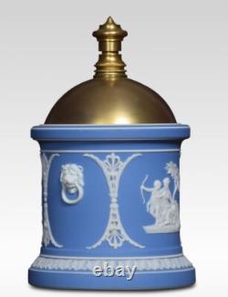 Humidor en jaspe Wedgwood bleu monté en laiton élégance classique
