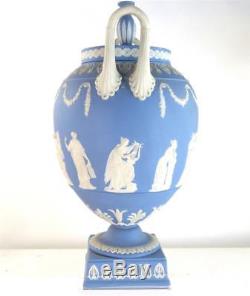 Impressionnant Wedgwood Bleu Clair Jasper Jasperware Dip Vase Apollo & Muses