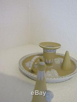 Incroyable Chamberstick De Jaspeware Plongé Jaune De Wedgwood Avec Snuffer