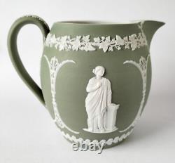 Jarre en jaspe vert Wedgwood antique