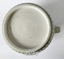 Jarre en jaspe vert Wedgwood antique