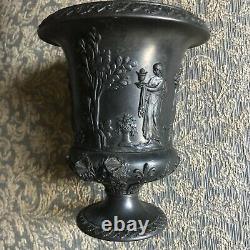 Joli 19ème Centime. Wedgwood Black Basalt Urn Ou Vase Avec Frise Classique