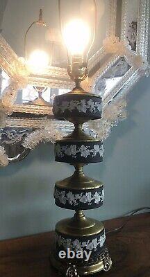 Lampe De Table Black Vintage Wedgwood Jasperware Avec Grapevine Design