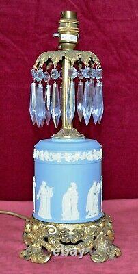 Lampe De Table Vintage Wedgwood Japserware & Brass Avec Lustres Bleus