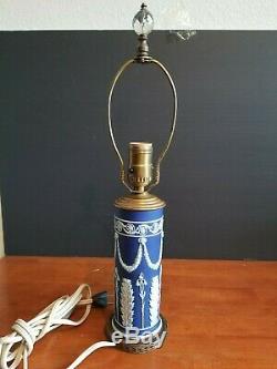 Lampe Wedgwood Vintage Jasperware Bleu Cobalt Bleu Portland Acanthe Très Rare