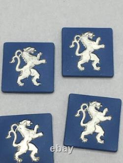 Lion en jaspe Wedgwood bleu et argent en intaille (droite) ensemble de six camées de 15 mm