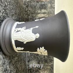 Lot de 3 vases Wedgwood Jasperware lilas, bleu et noir et vide-poche bleu canard – Très bon état