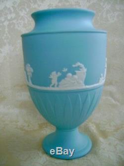 Lovely And Rare Wedgwood Turquoise Jaspe Vase 8 Gueridon Menthe