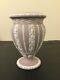 Magnifique Urne Vase En Lilas Jasperware Wedgwood, Rare