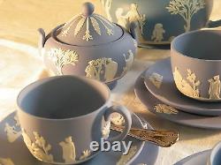 Magnifique Wedgwood Blue Jasper Ware 22 Pièce Afternoon Tea Set Beautiful