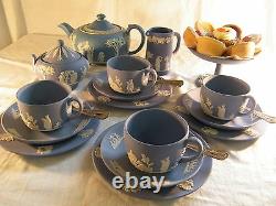 Magnifique Wedgwood Blue Jasper Ware 22 Pièces Afternoon Tea Set Beautiful