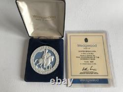 Medaille Bleue Wedgwood Jasper Ware Anniversaire du Livre du Jugement Dernier N° 227