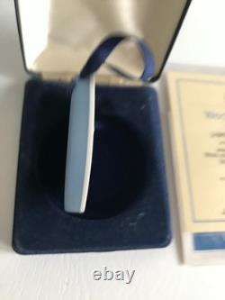 Medaille Bleue Wedgwood Jasper Ware Anniversaire du Livre du Jugement Dernier N° 227