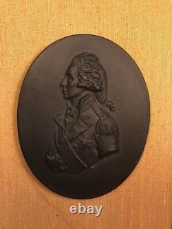 Médaille Nelson en jaspe basaltique encadrée Wedgwood