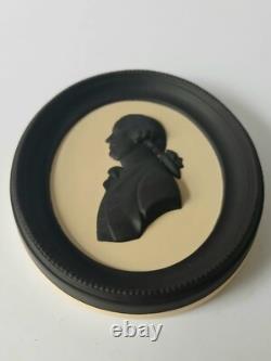 Médaillon de portrait de Josiah Wedgwood en jaspe noir et canne Wedgwood