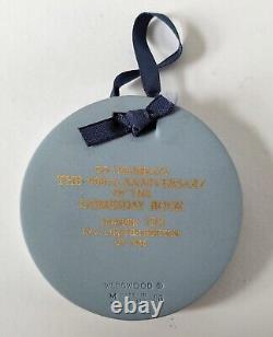 Médaillon en jaspe bleu Wedgwood pour le 900ème anniversaire du Domesday Book dans son coffret scellé.