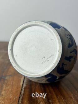 Miniature vase Portland en jaspe bleu Wedgwood 13 cm, XIXe siècle