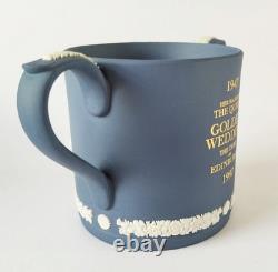 Mug d'amour en jaspe Portland bleu Wedgwood avec boîte de mariage royale en or.