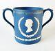 Mug D'amour En Jaspe Bleu Royal De Wedgwood Pour Le Jubilé D'argent De La Reine Et Du Prince Phillip