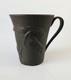 Mug En Jasperware Basalt Noir Wedgwood Avec Cheval Effray&eacute;