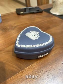 Navy Bleu Porcelaine Coeur Boîte En Bois De Coin Jasperie Très Rare