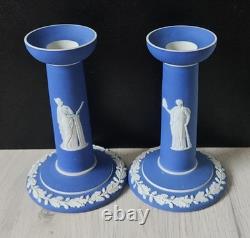 Paire de chandeliers néoclassiques antique Wedgwood Jasperware trempés bleu cobalt
