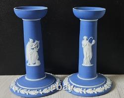 Paire de chandeliers néoclassiques antique Wedgwood Jasperware trempés bleu cobalt