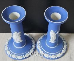 Paire de chandeliers néoclassiques antique Wedgwood Jasperware trempés bleu cobalt