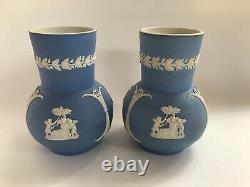 Paire de vases bulbés en jaspe bleu, vers 1800-1850