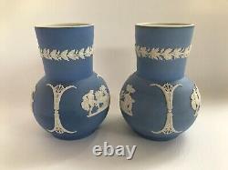 Paire de vases bulbés en jaspe bleu, vers 1800-1850