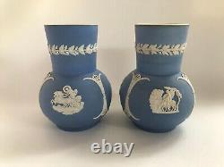 Paire de vases bulbés en jaspe bleu, vers 1800-1850