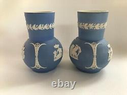 Paire de vases bulbés en jaspe bleu, vers 1800-1850