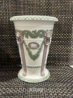 Paire de vases tricolores en jaspe Wedgwood du XIXe siècle