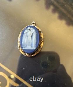 Pendentif antique en jaspe Wedgwood bleu foncé, peut-être monture en pinchbeck ou en or 9 carats