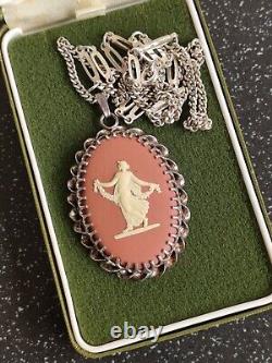 Pendentif en jaspe en terre cuite en argent sterling 925 Wedgwood avec chaîne collier de 22g