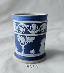 Petit vase ancien en jaspe Wedgwood