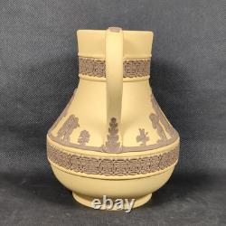 Pichet étrusque en jaspe Wedgwood Cane jaune et taupe brun Ht 13,5 cm