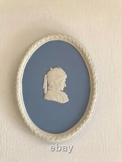 Plaque Wedgwood Jasperware Jean Jacques Rousseau en excellent état C1962