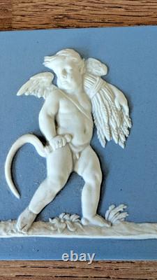 Plaque en Jasper Ware Wedgwood Lady Templeton Quatre Saisons des années 1990 en très bon état