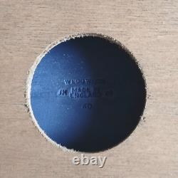 Plaque en jaspe bleu Portland Wedgwood : Achille livré à Chiron le centaure