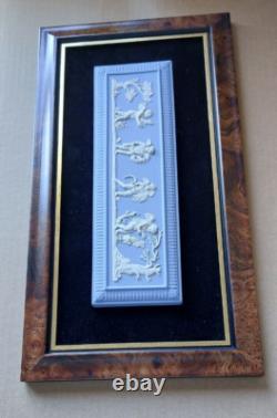 Plaque encadrée Wedgwood en jaspe bleu Quatre Saisons 1997