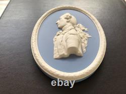 Plaque ovale grande en jasperware Wedgwood du capitaine Edward Hamilton