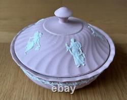 Plat à bijoux en jaspe rose avec couvercle 'Dancing Hours' de Wedgwood